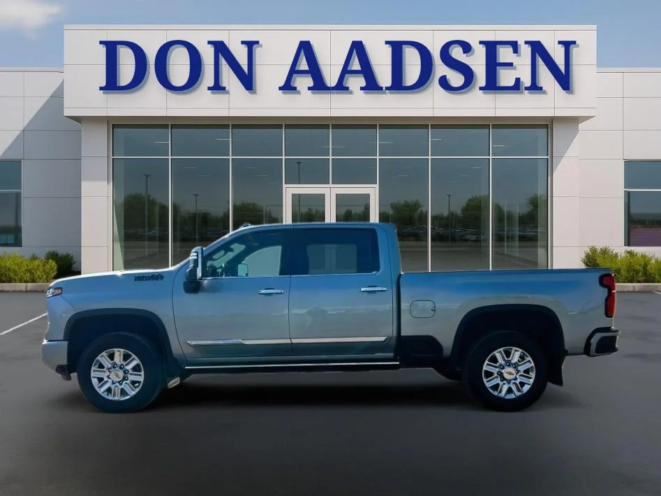Certified Used 2024 Sterling Gray Metallic Chevrolet High Country image 5