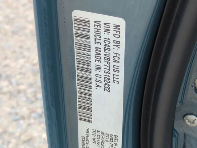 New 2026 Steel Blue Exterior Paint Jeep Limited Reserve image 40