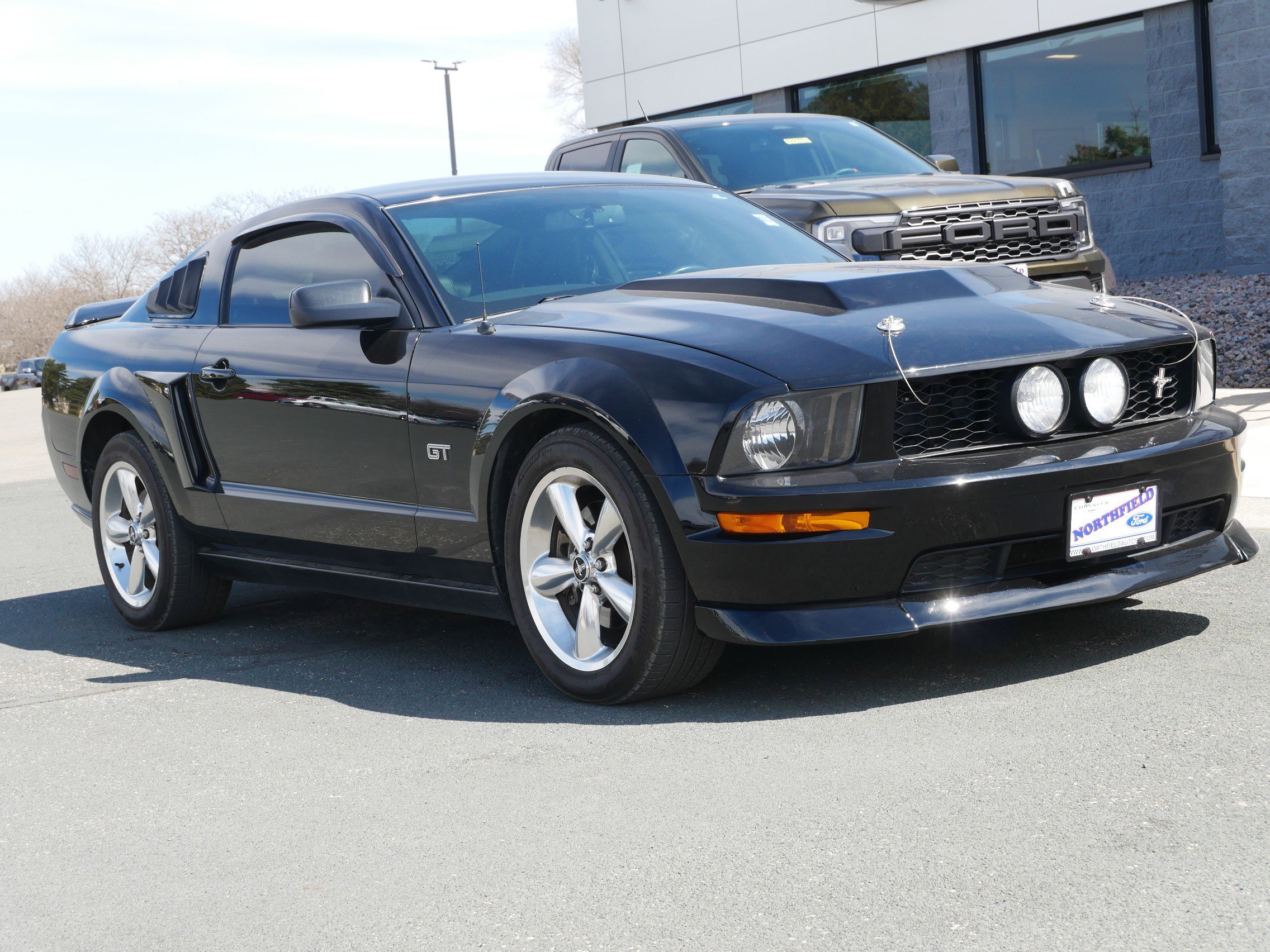 Used 2008 Ford Mustang GT Deluxe with VIN 1ZVHT82HX85104874 for sale in Northfield, Minnesota