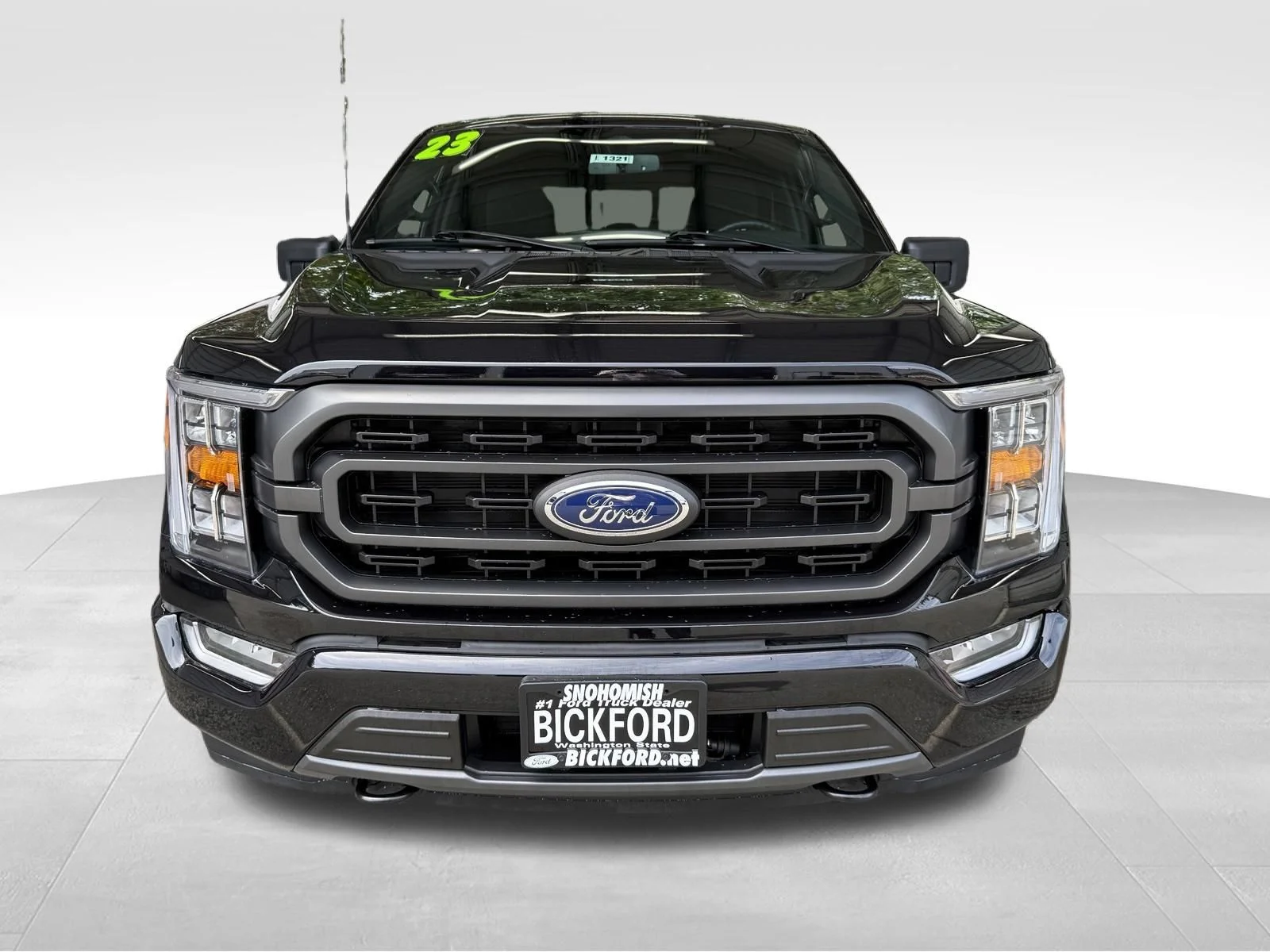 Used 2023 Black Ford XLT image 2