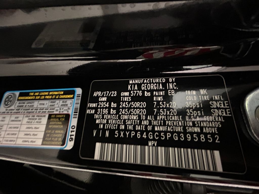 Used 2023 Black Kia S image 20