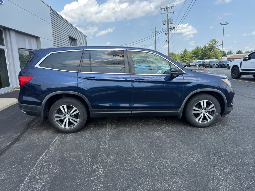 Used 2018 Obsidian Blue Pearl Honda EX-L image 5