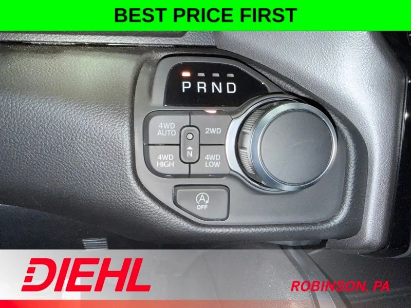 New 2026 Diamond Black Crystal Pearl-Coat Exterior Paint RAM Big Horn/Lone Star image 31