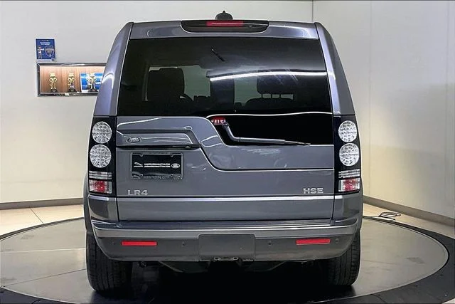 Used 2016 Gray Land Rover HSE image 3