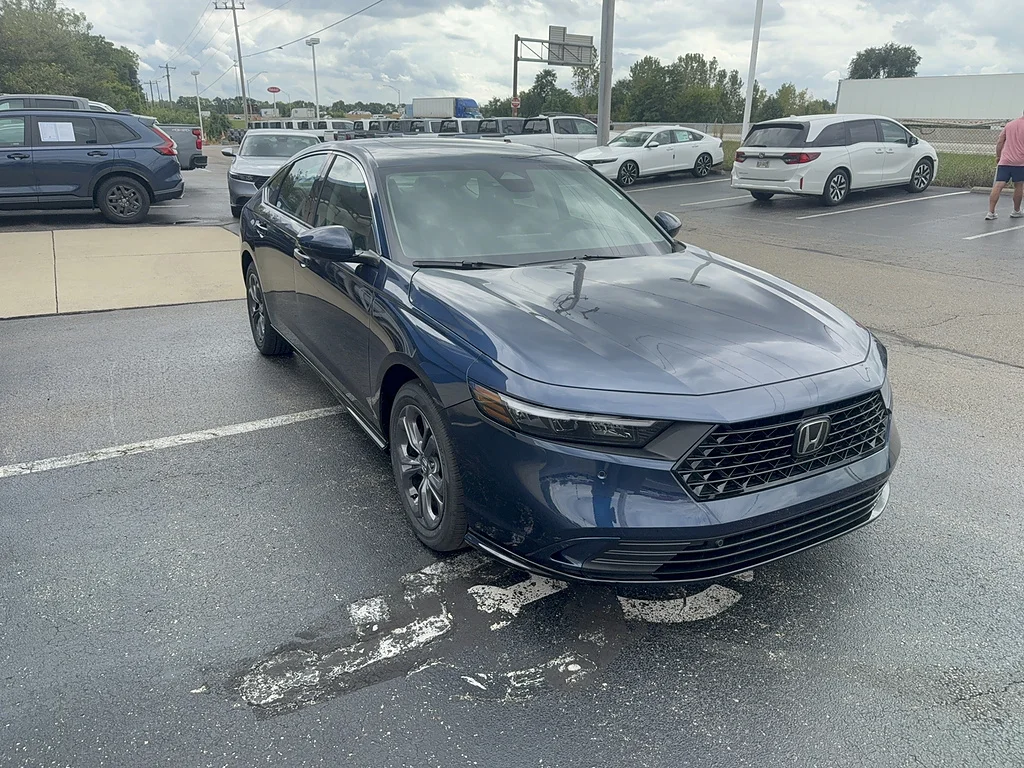 New 2026 Canyon River Blue Metallic Honda EX-L image 3