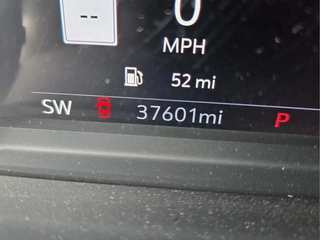 Used 2020 Black Chevrolet High Country image 29