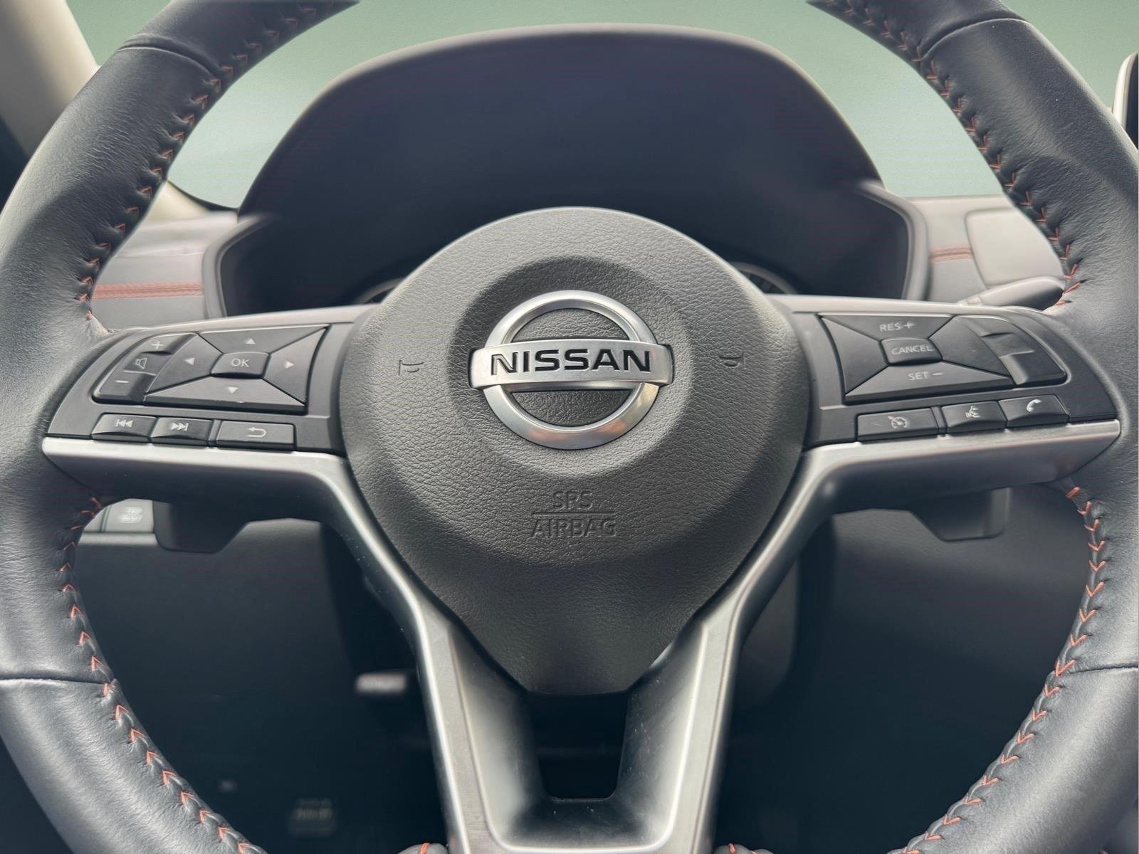 Used 2022 Glacier White Nissan 2.5 SR image 18