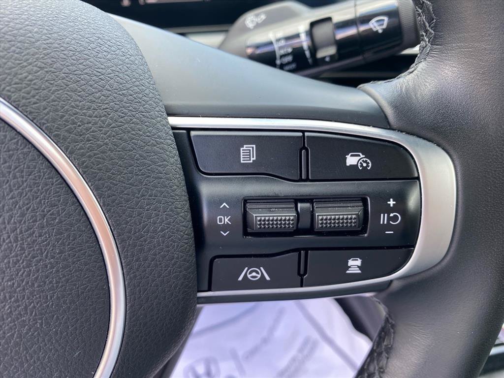 2025 Kia K5 GT-Line - Photo 18