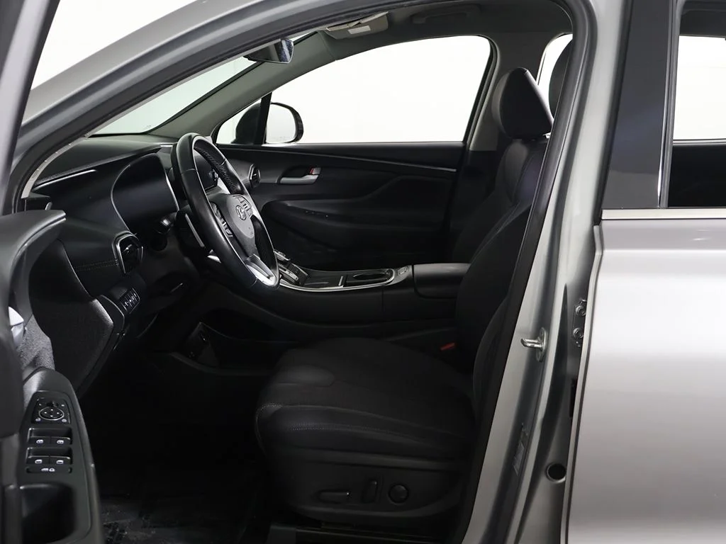 Used 2022 Silver Hyundai XRT image 24