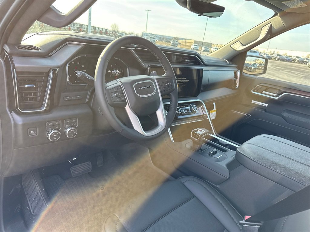 2026 GMC SIERRA - Image 17