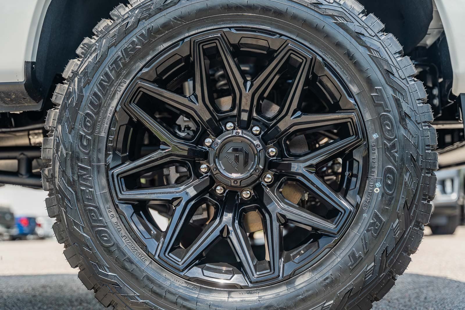 2025 Ford F-350 Super Duty Platinum - Photo 14