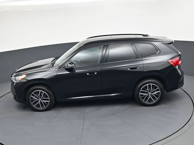 Used 2026 Black BMW xDrive28i image 24