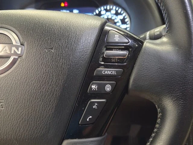 Used 2022 Blue Nissan SL image 28