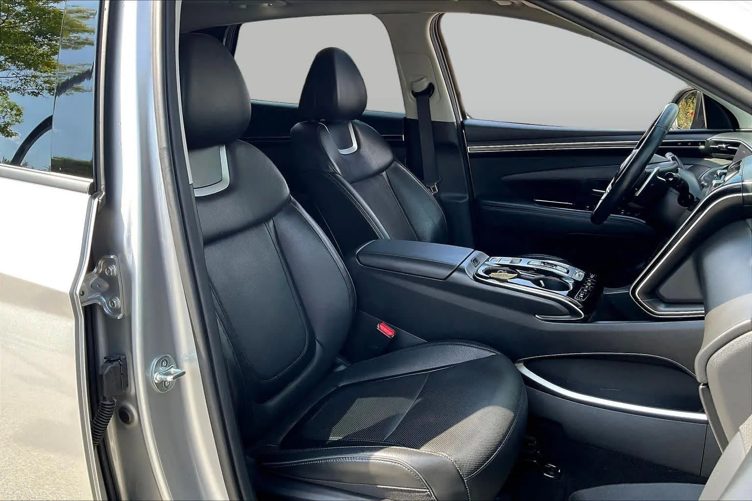 Used 2023 Shimmering Silver Hyundai Limited image 17