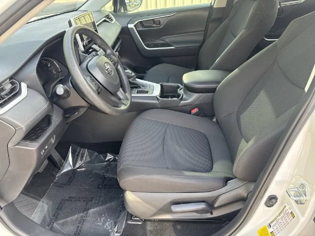 Used 2025 White Toyota LE image 15