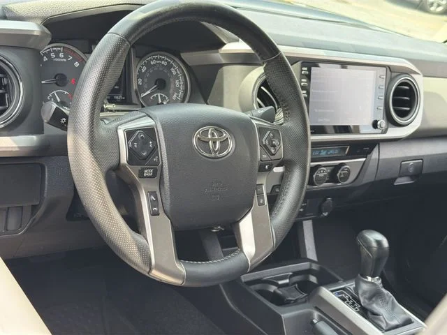 Used 2022 Black Toyota SR5 image 18