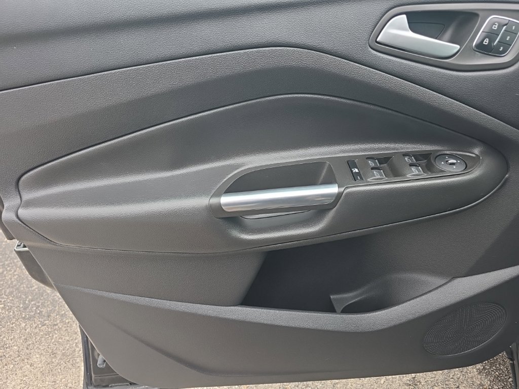 Used 2014 Black Ford Titanium image 14