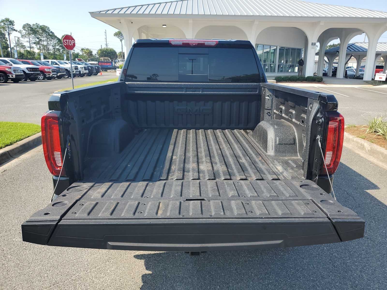 Used 2026 Onyx Black GMC AT4 image 6