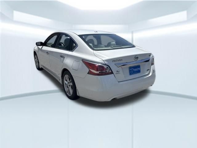 Used 2014 White Nissan 2.5 SV image 7