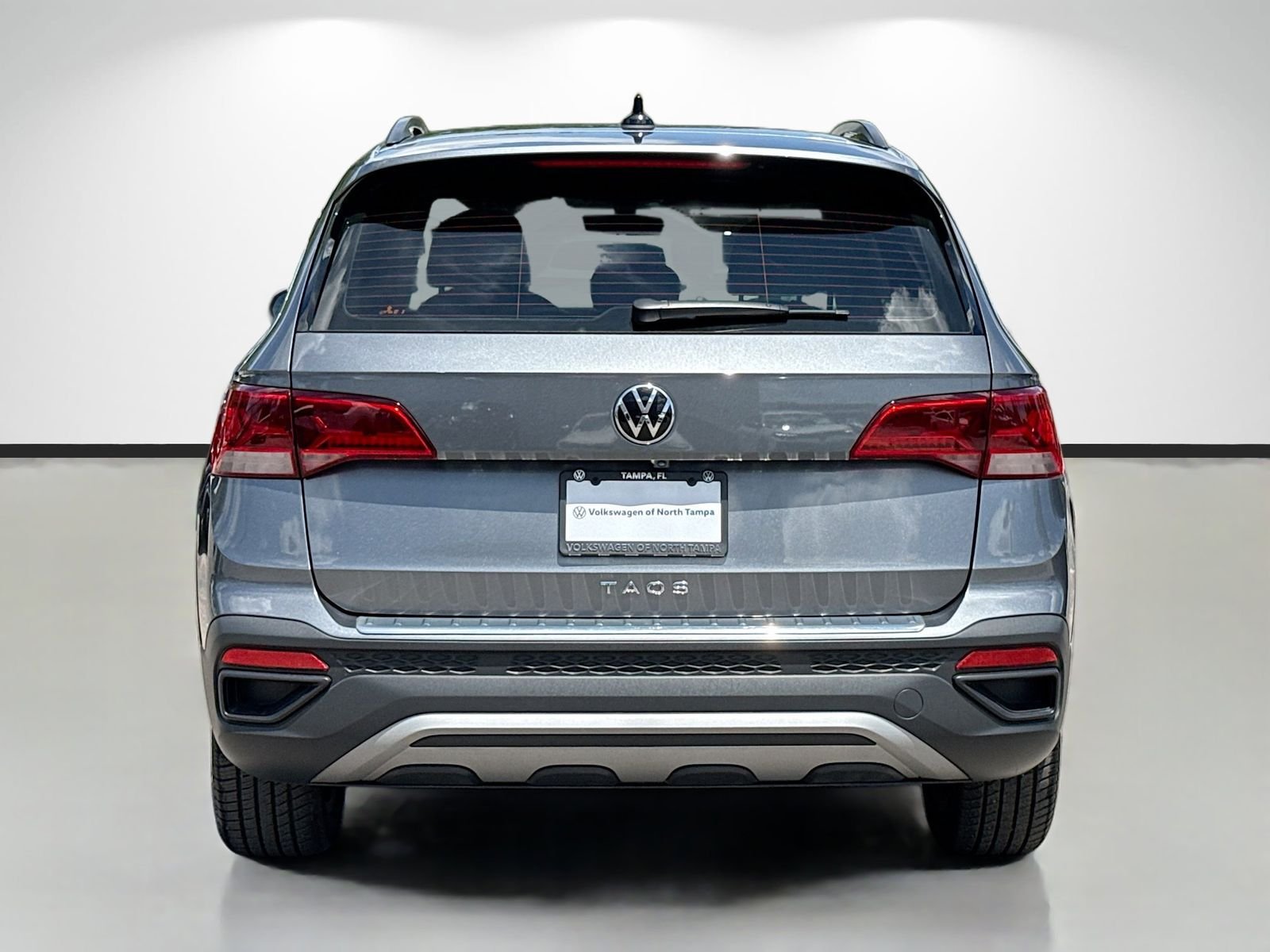 Used 2023 Gray Volkswagen 1.5T S image 4