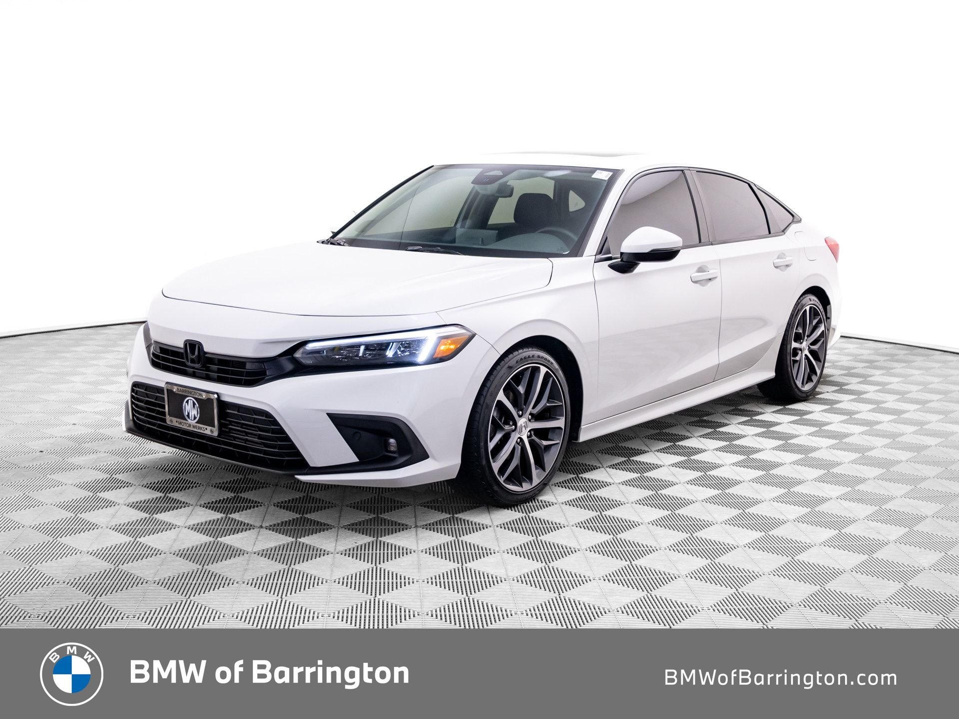 Used 2024 White Honda Touring image 1