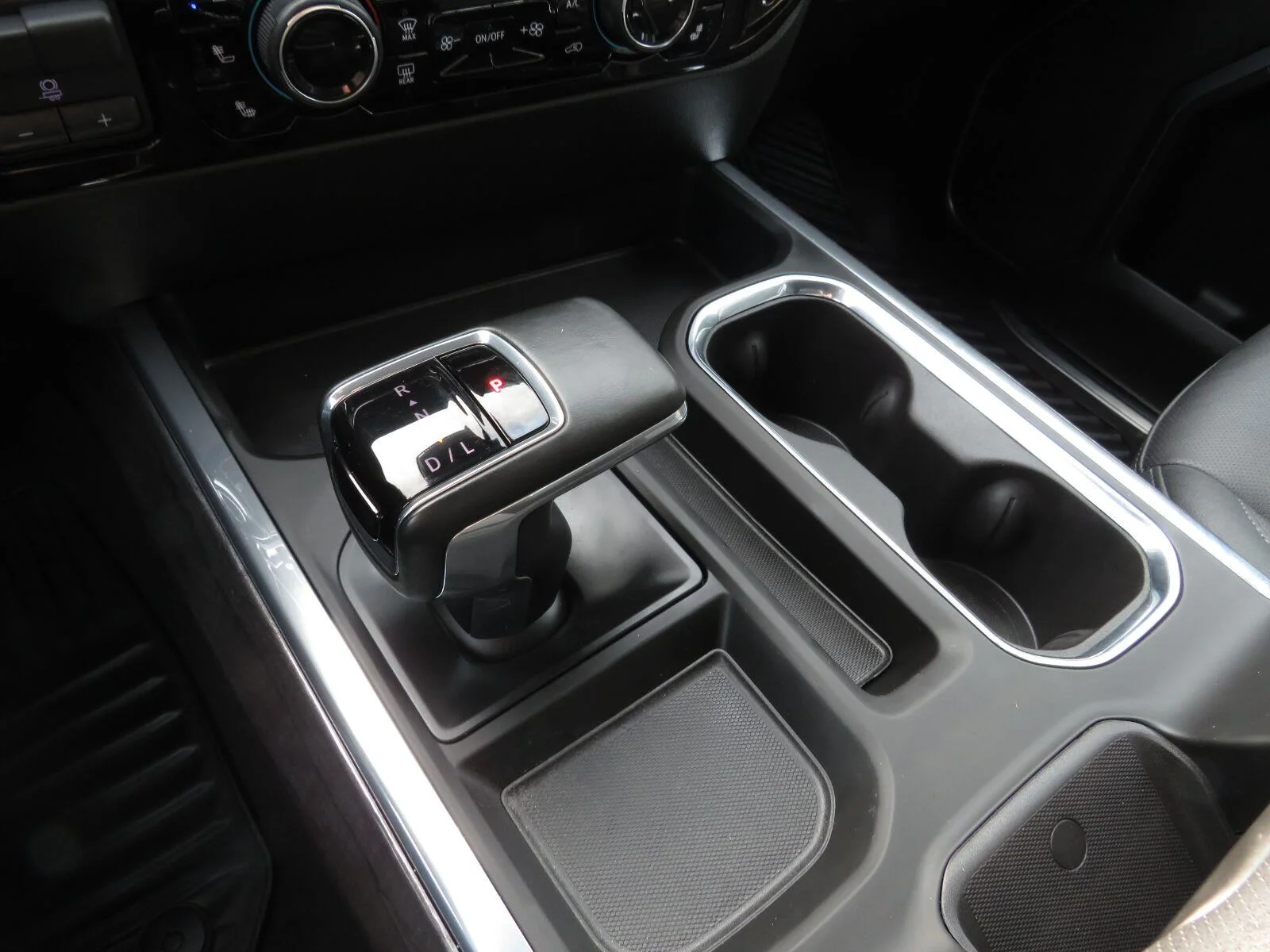 Used 2025 Black Chevrolet LTZ image 30