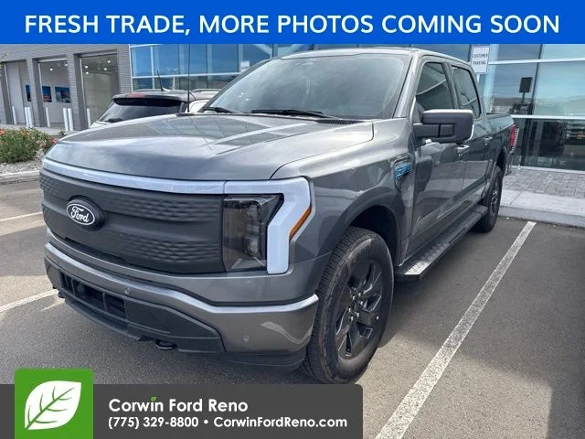 Used 2025 Gray Metallic Ford Flash image 3