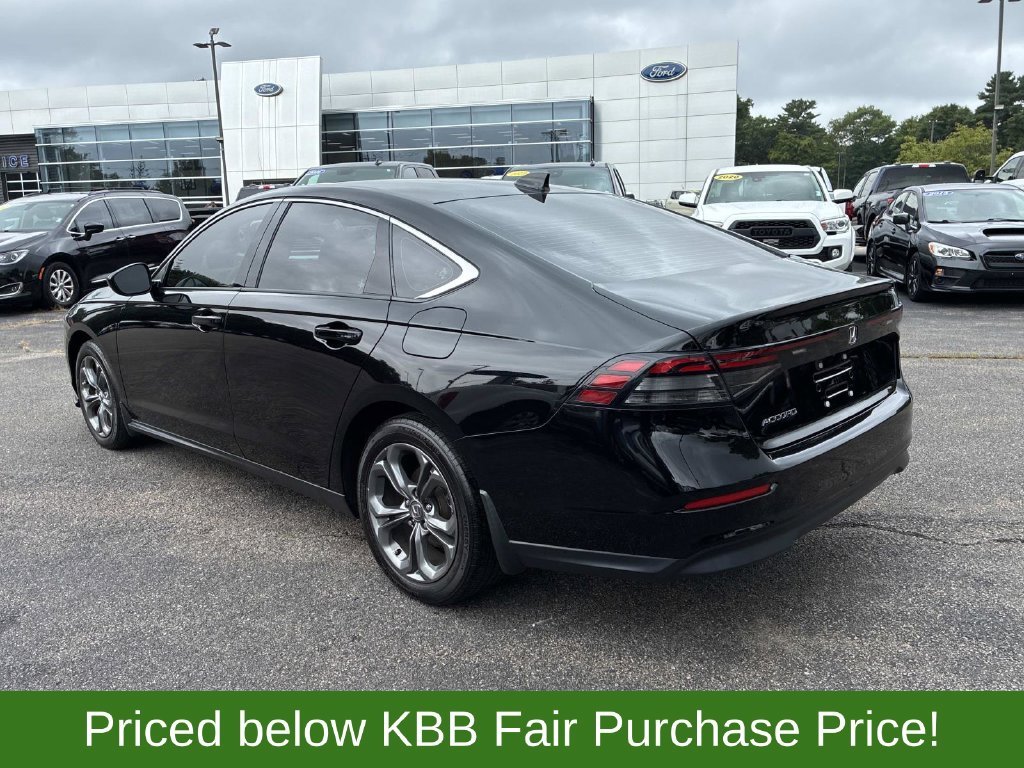 Used 2023 Black Honda EX image 5