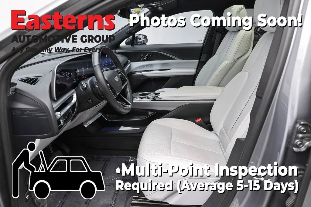 Used 2024 Silver Cadillac Luxury image 14
