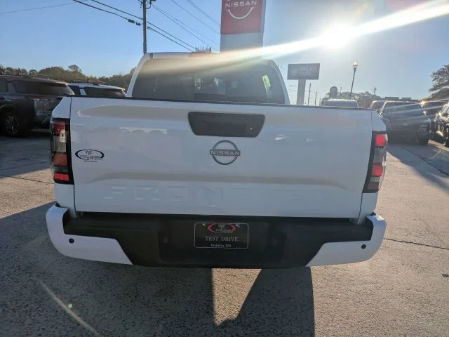 New 2027 Glacier White Nissan Crew Cab SV image 5