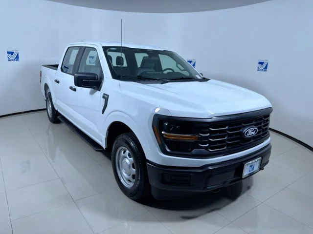 New 2026 OXFORD WHITE Ford XL Super Crew Cab w/6.5ft Bed image 2