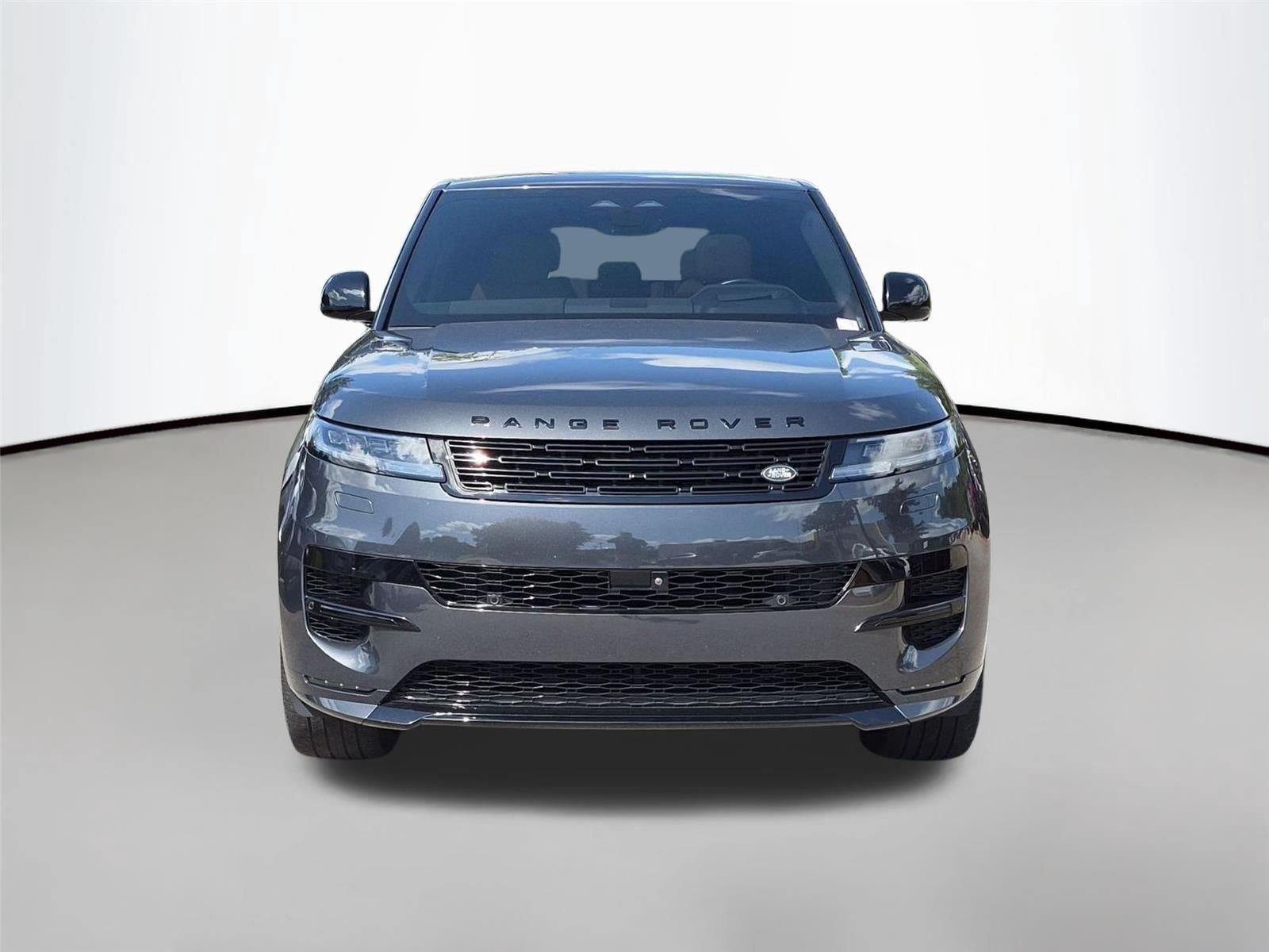 Used 2025 Carpathian Grey Premium Metallic Land Rover Dynamic SE image 8