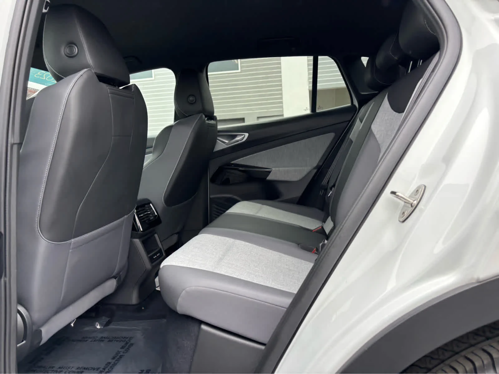 Certified Used 2023 Pure White Volkswagen Pro image 16