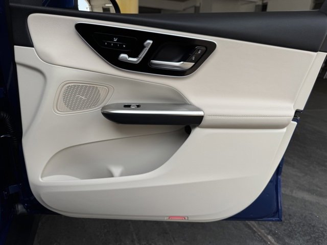 2025 Mercedes-Benz GLC Base - Photo 38