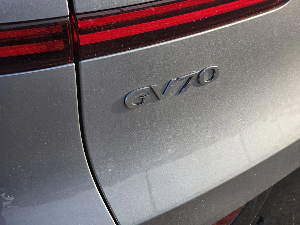 New 2026 Silver Genesis 3.5T Sport Advanced image 6