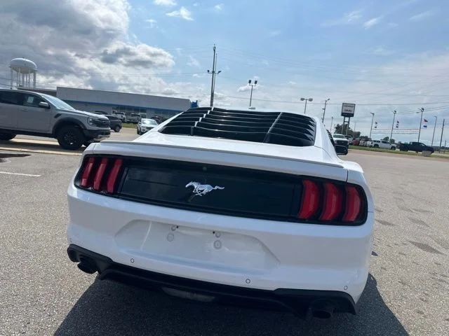 Used 2018 Oxford White Ford EcoBoost image 16