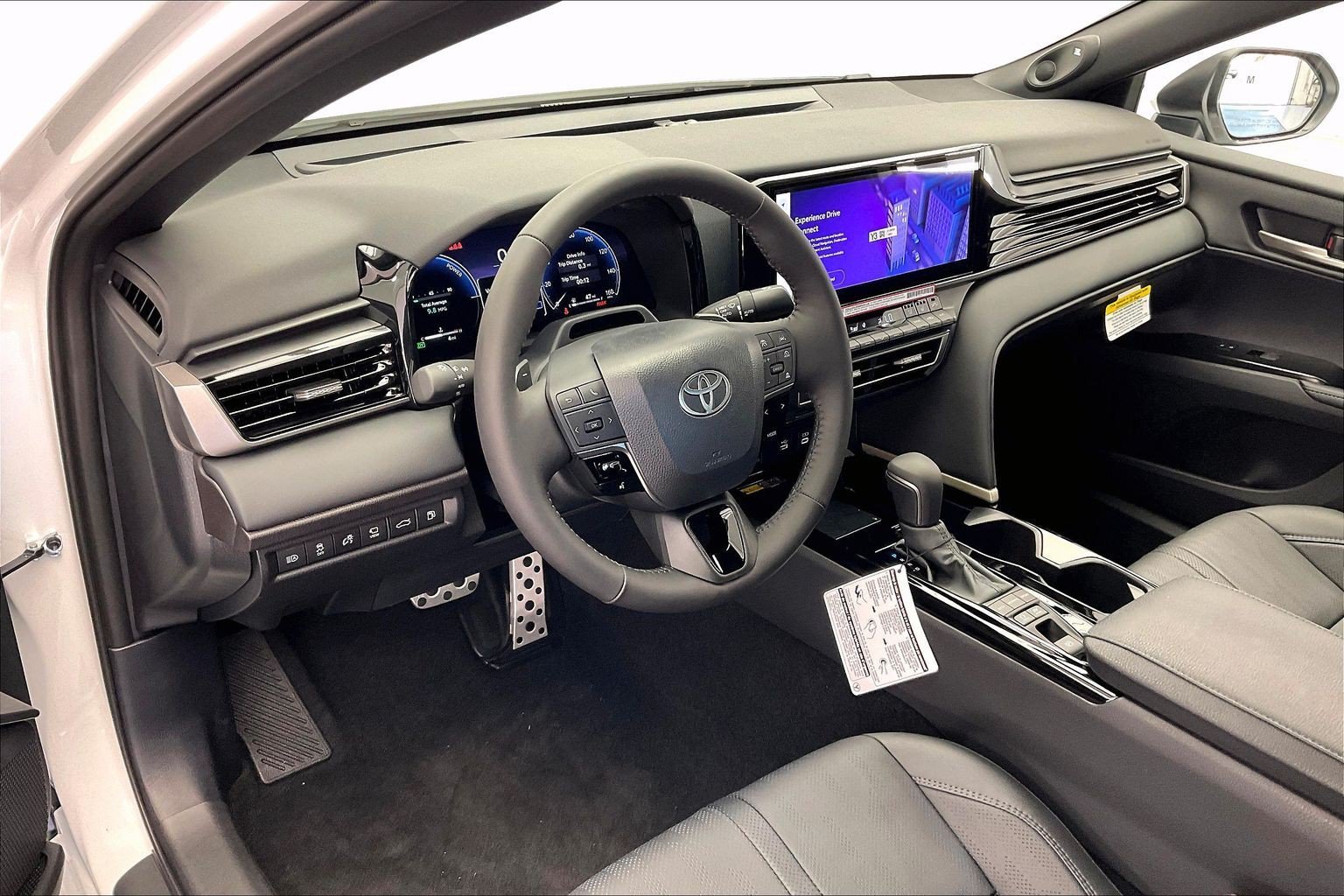 New 2026 Wind Chill Pearl Toyota XSE image 4