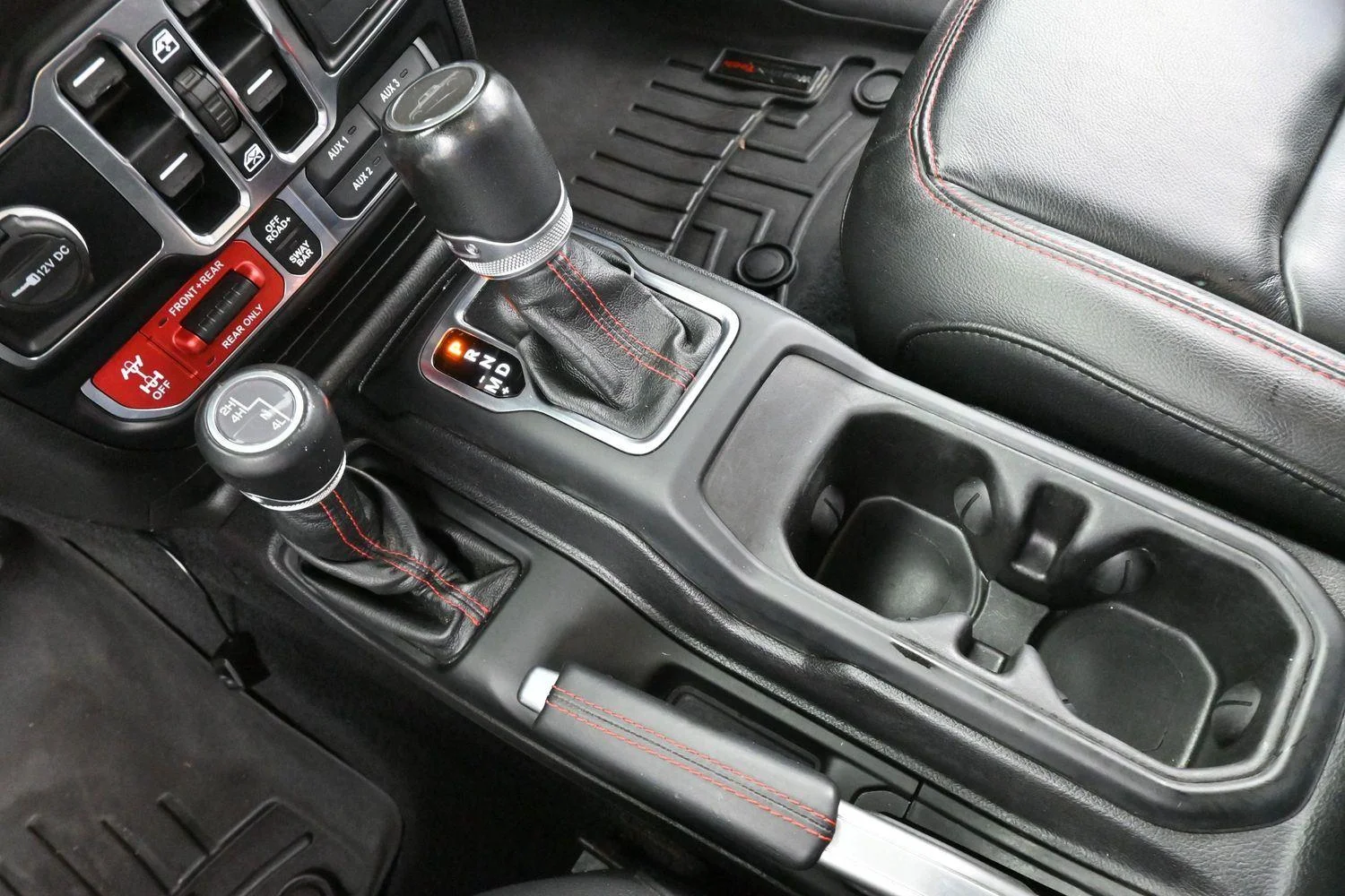 Used 2021  Jeep Rubicon image 26