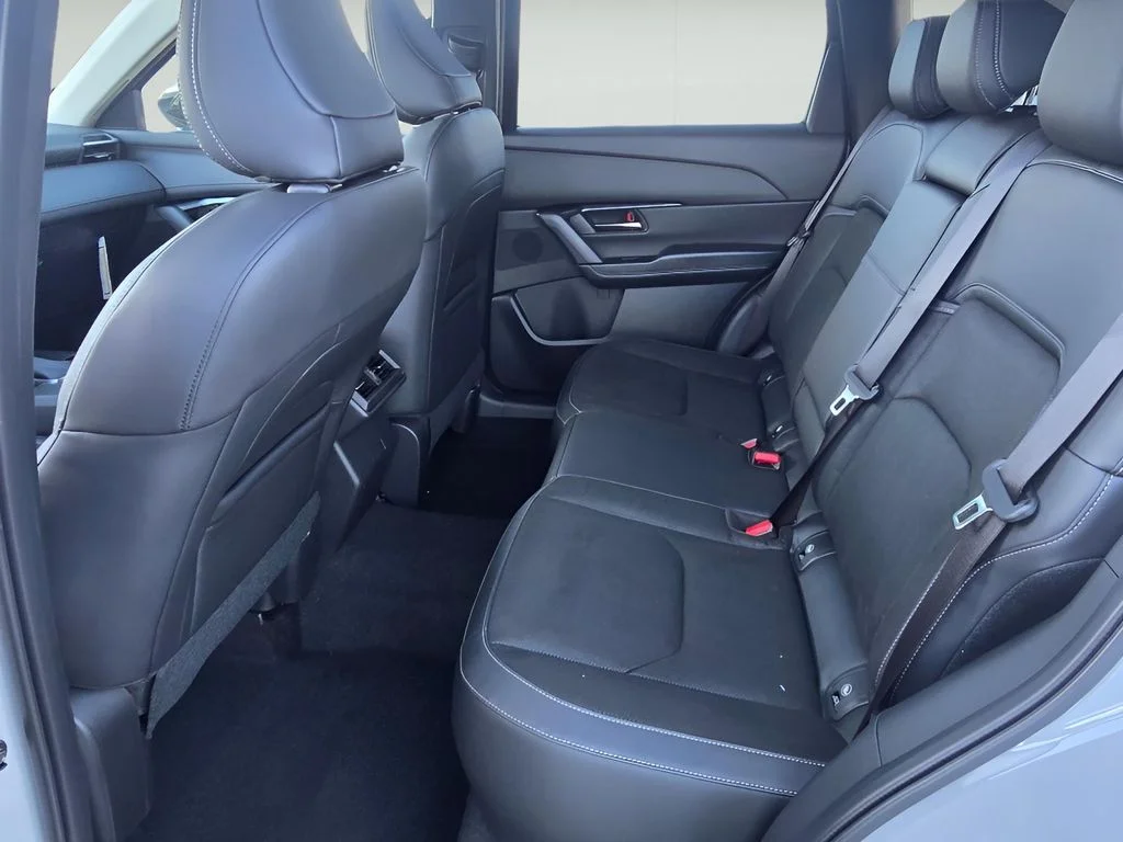 Used 2026 Aero Gray Metallic Mazda Preferred image 11