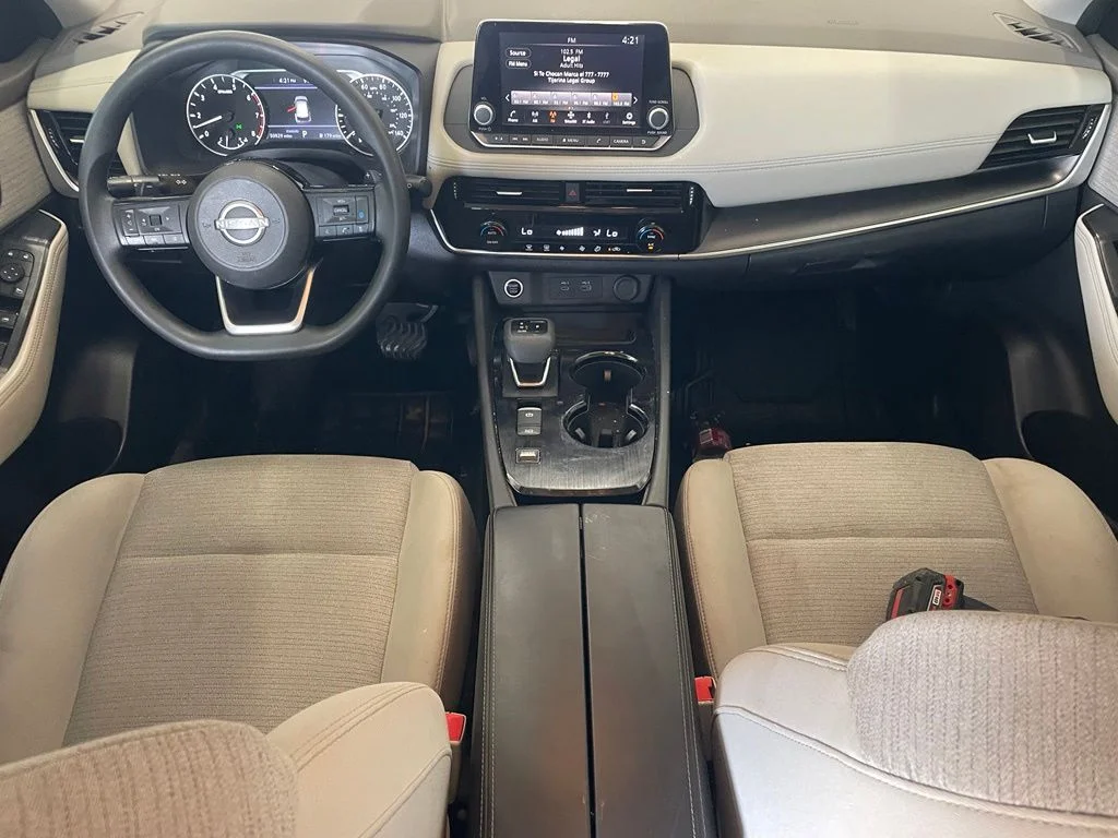 Used 2022 Red Nissan SV image 11