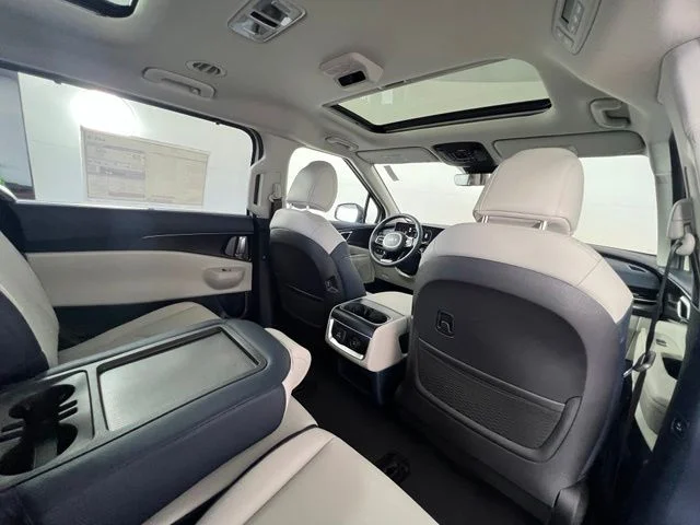 New 2026 White Kia SX image 44