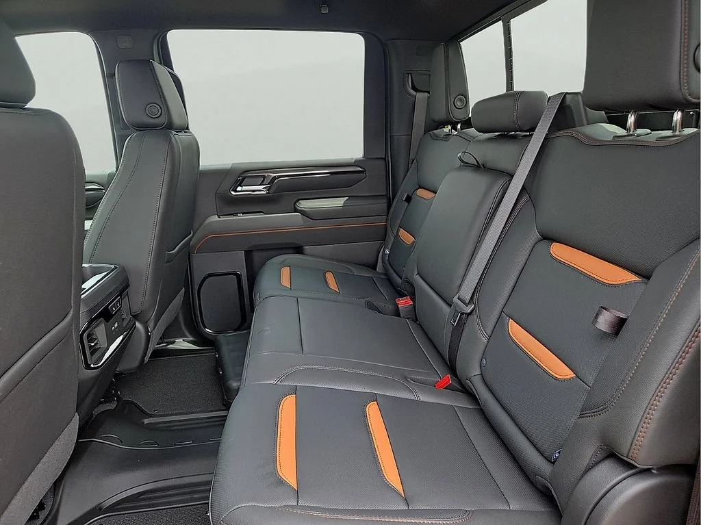 2026 GMC Sierra 2500HD AT4 - Photo 13