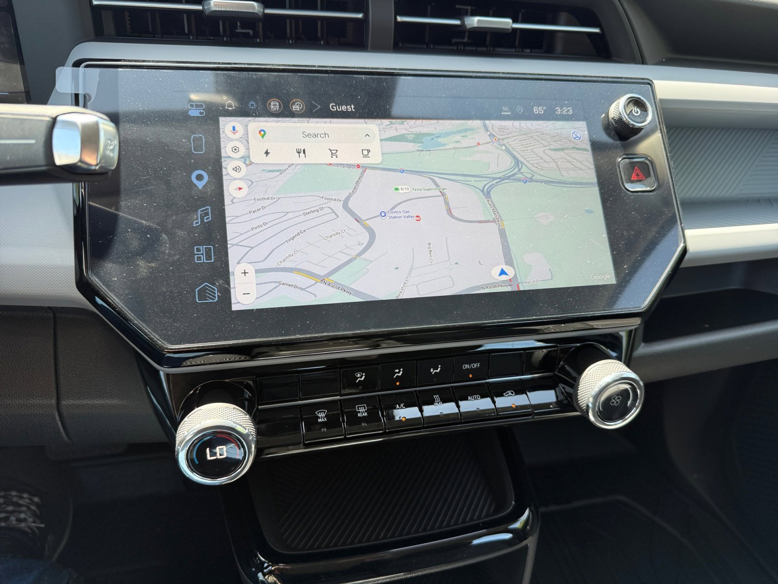 2027 Chevrolet Bolt LT - Photo 12