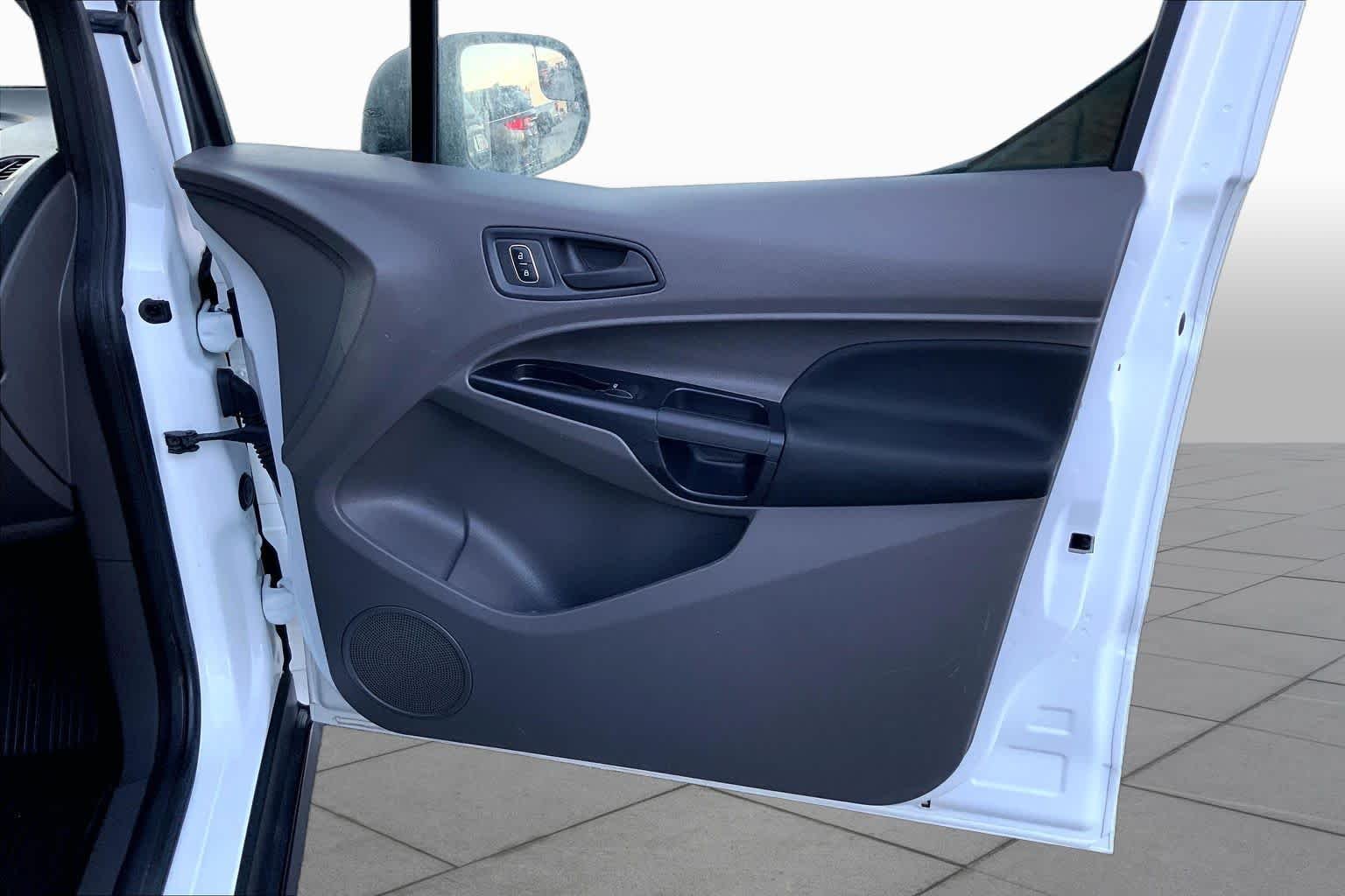 Used 2020 Frozen White Ford XL image 22
