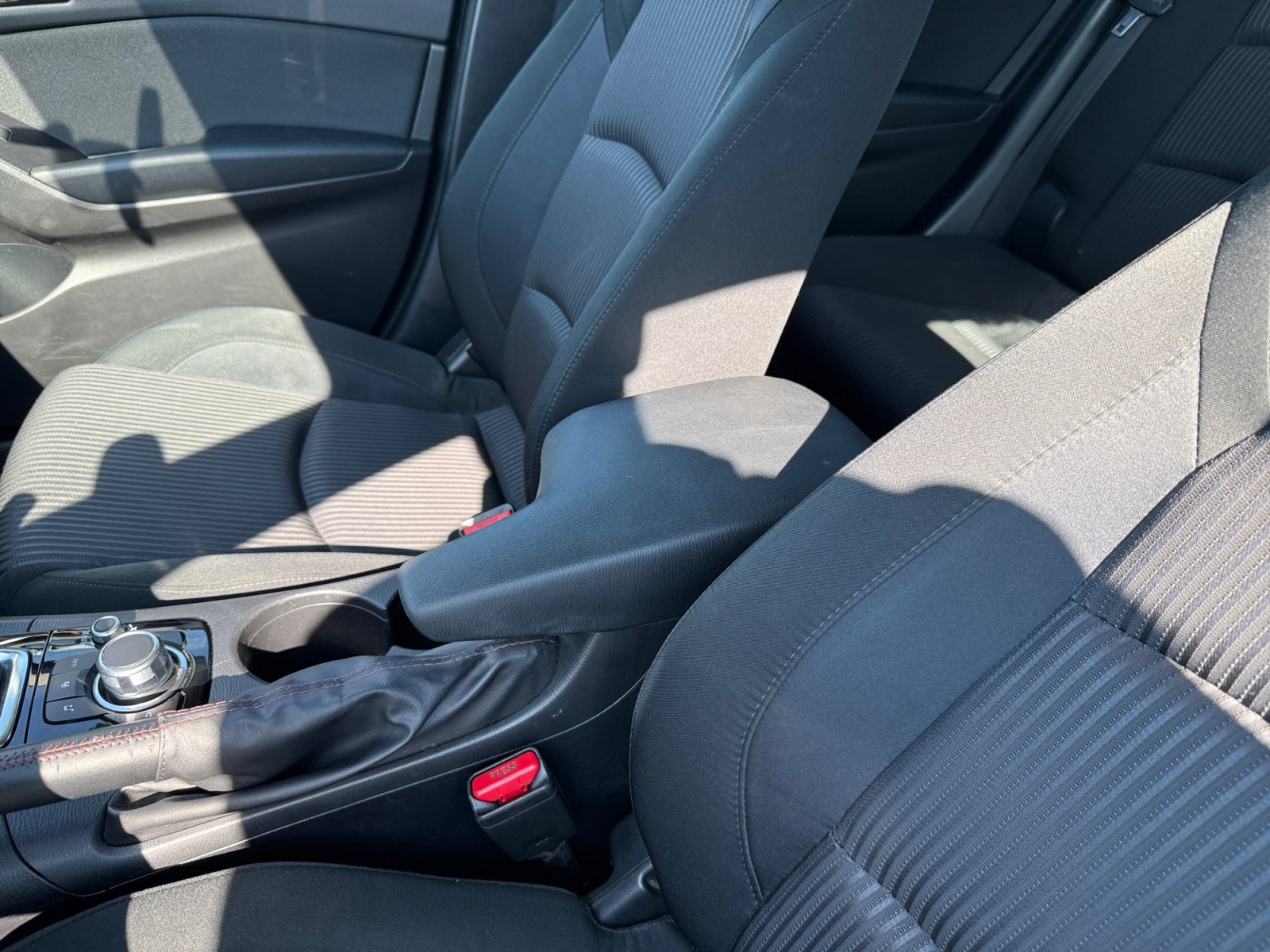 Used 2015 Snowflake White Pearl Mazda i Touring image 14