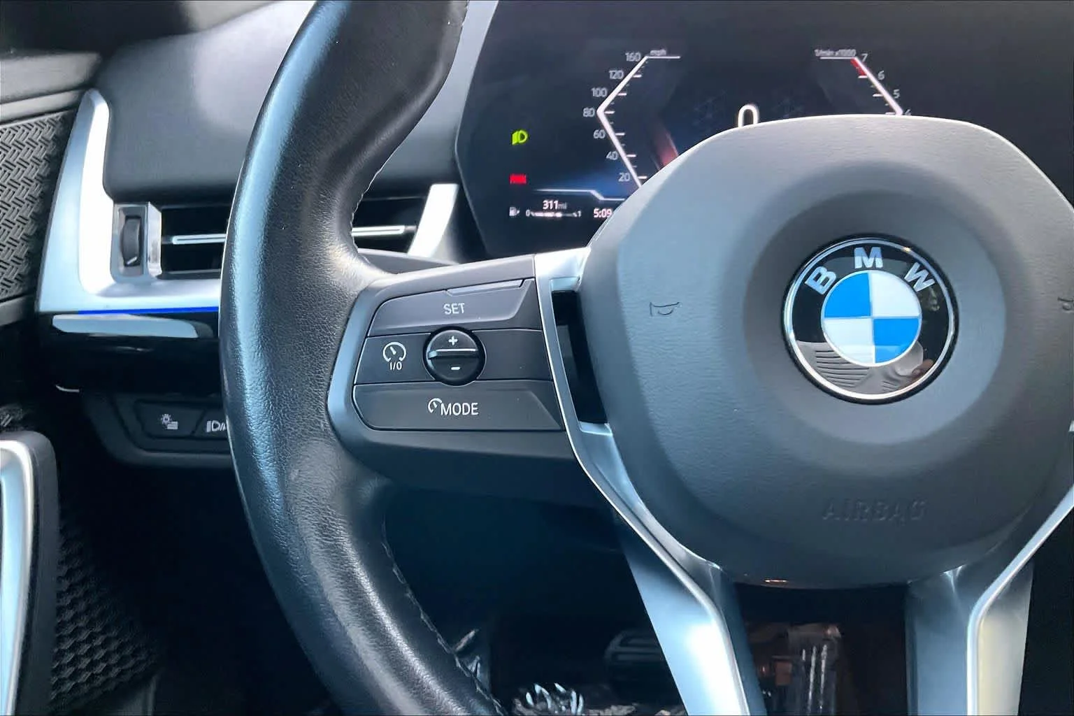 Used 2023 Space Silver Metallic BMW xDrive28i image 23