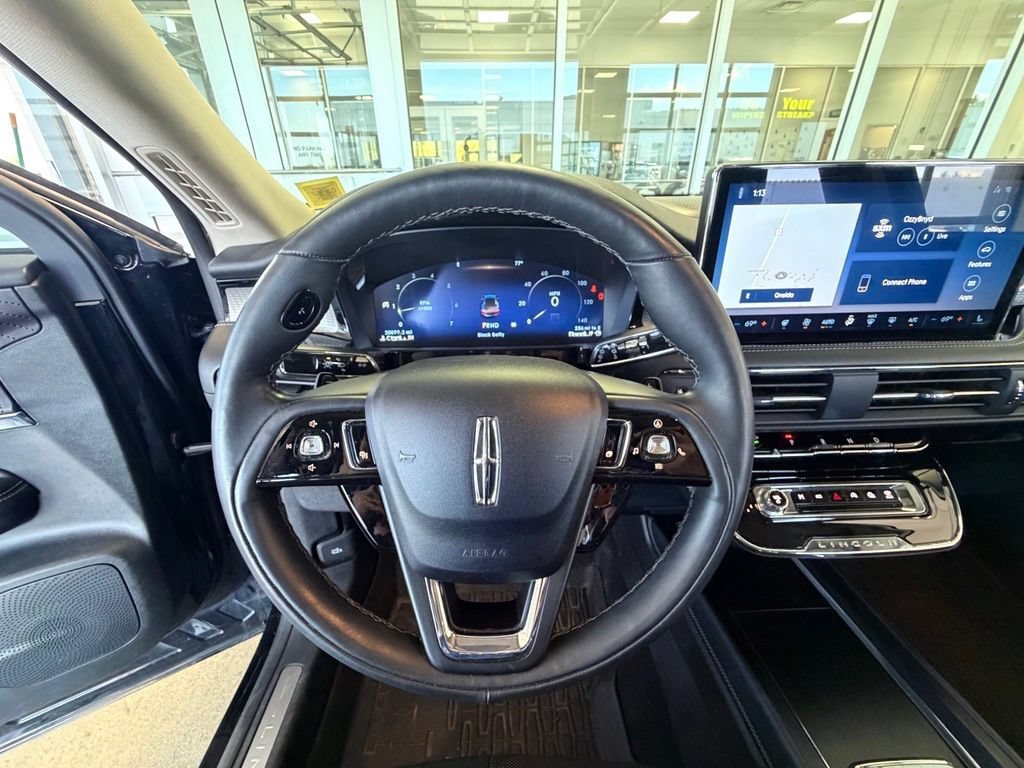 Used 2023 Black Metallic Lincoln Reserve image 33