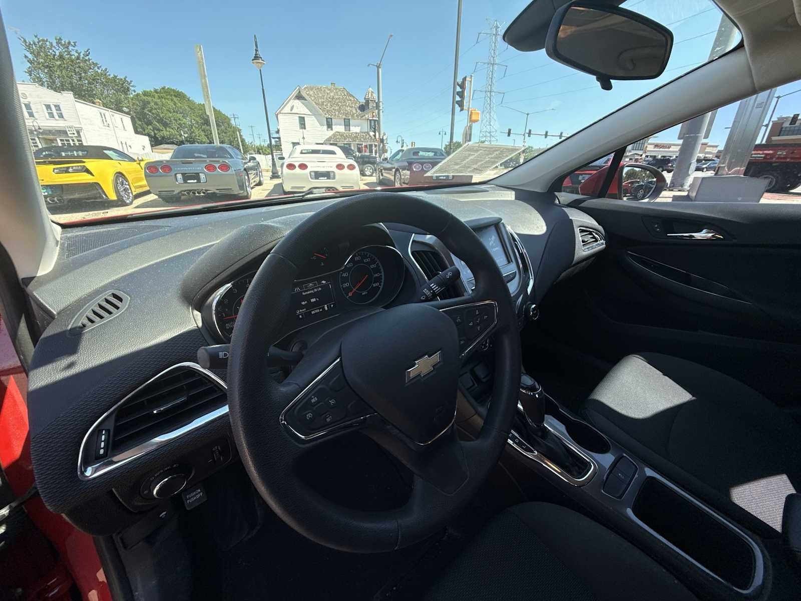 Used 2017 RED HOT Chevrolet LT image 10