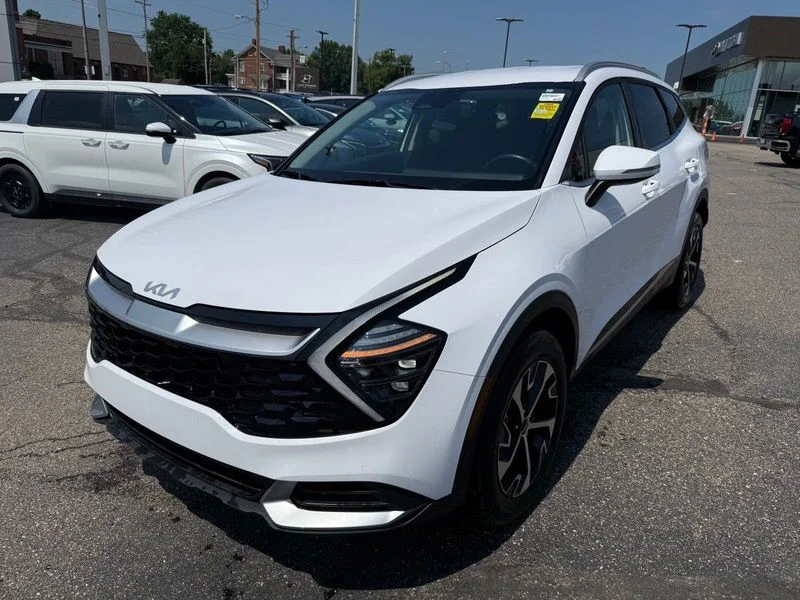Used 2025 White Kia EX image 3
