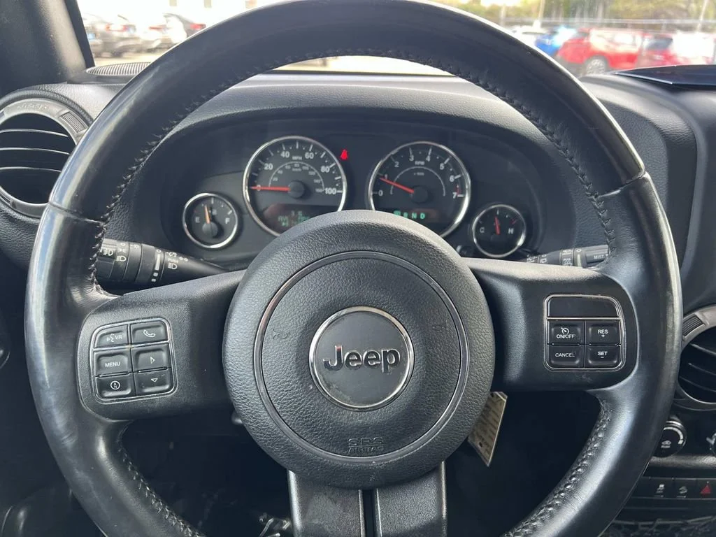 Used 2017 Gray Jeep Sport 4x4 image 14